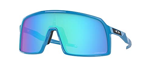 Oakley OO9406 - Paquete de lentes de sol OO 9406 SUTRO 940607 Sky y correa negra grande kit de accesorios, Cielo, 37/137/140