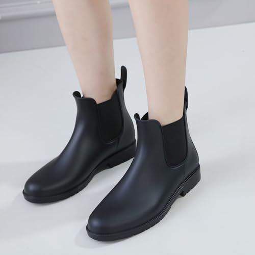 Acfoda Gummistiefel Damen Kurzschaft Regenstiefel Wasserdicht Lack Regenschuhe Frauen Gummistiefeletten Ankle Chelsea Boots mit Blockabsatz Schwarz Gr.39