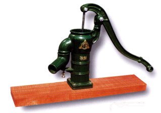 手押しポンプ<共柄ポンプ>T32PDF 堀井戸用(台付きタイプ)、プラ玉ピストン方式、木台板タイプ、底フート弁つき