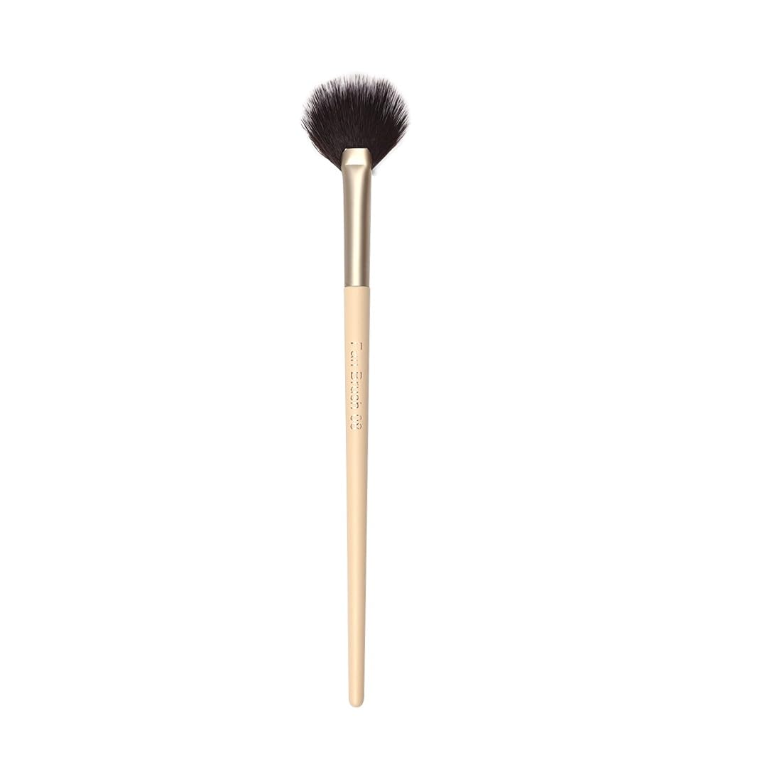 Milagro Beauty Fan Brush 08 – Feather-Light Makeup Brush for Highlighter, Blush, Shimmer & Bronzer, Soft, Diffused Application, Vegan Bristles, Perfect for Finishing Touches-image-47