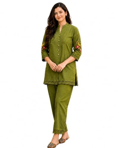 Image of Women's Pure Cotton Co-Ord Set, Green Kurta with Pant, Floral Embroidered 3 /4 Sleeve, Stylish Pocket Design