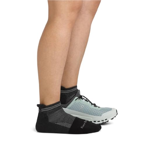 Image of Darn Tough Women's Run No Show Tab Ultra-Lightweight Sock (Style 1043)