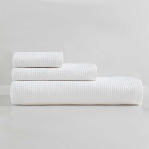 Image of Calvin Klein - Towel Set, Super Soft and Absorbent Cotton Towels, Modern Bathroom Decoration, Valentine's Day Decorations (Eternity Solid White, 3 Pieces)