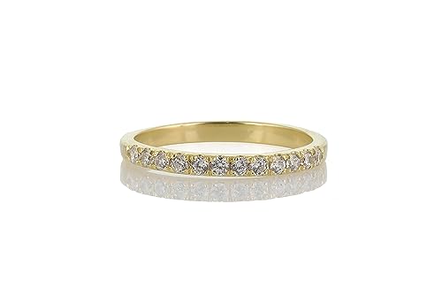 Bague en Or Délicate avec CZ Pavés | Le Cadeau Idéal pour Célébrer la Femme Élégante