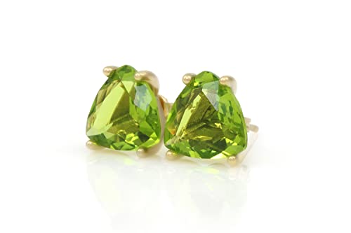 Boucles d'oreilles en péridot et or : la quintessence du bijou sophistiqué