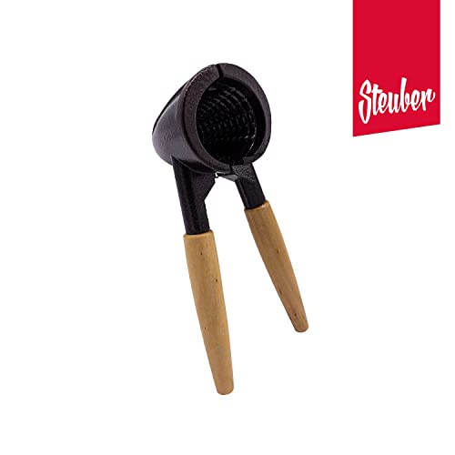 Foto von culinario Nussknacker Gold Holzgriff