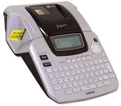 Brother Sistema de etiquetado conectable por PC PT-2100 con adaptador de CA