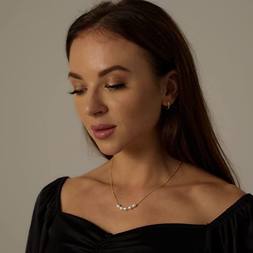 Venoco Dainty Pearl Necklaces For Women 14K Gold Plated Adjustable Multi Pearl Chain Necklace Delicate Handmade Pearl Choker Necklaces Everyday Jewelry For Gifts #TOP3