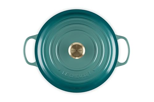 Image of Le Creuset Enameled Cast Iron Signature Round Dutch Oven, 7.25 qt., Riviera