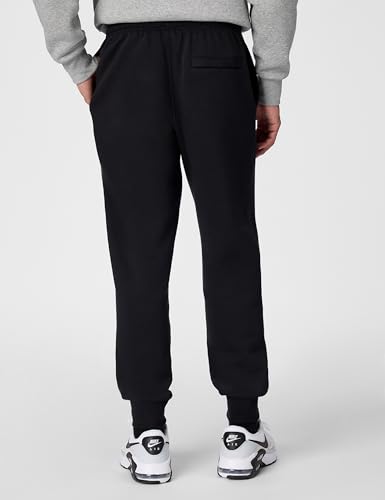Nike Men's Club Joggers3