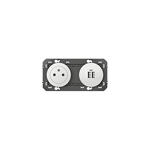 2P+T Surface Socket + Charger 2 USB Type-A DOOXIE 3A Prewired White Finish, Legrand