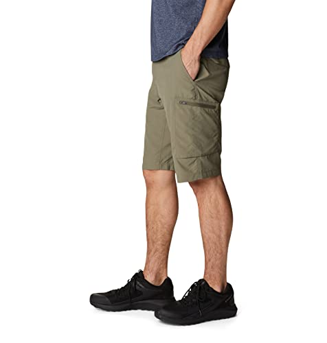 Image of Columbia Men's Regular Fit Shorts (AM4723 Cypress Heather Camo Print 40)