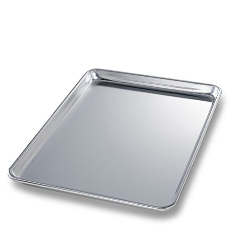 Chicago Metallic Bakeware Half-Size 18 Gauge Aluminum Sheet Pan