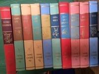 The Children's Classics Series Set of 10 Alice in Wonderland, Heidi, Treasure Island, Andersen's Fairy Tales, Robinson Crusoe, Tom Sawyer, Arabian Knights, Robin Hood, King Arthur & Black Beauty B009NUDFS2 Book Cover