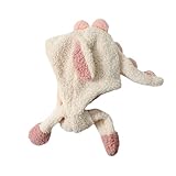 Présente un design en peluche inspiré du dessin animé avec une texture douce.