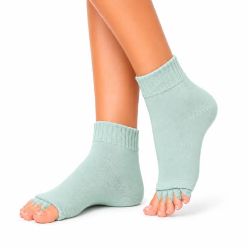 Image of Foot Alignment Socks Men & Women | Five Toe Separator | Foot Pain Relief | Bunion Corrector | Plantar Fasciitis | Improving Posture & Increasing Flexibility | Free Size | 1 Pair | UK8-11 (Mint Green)