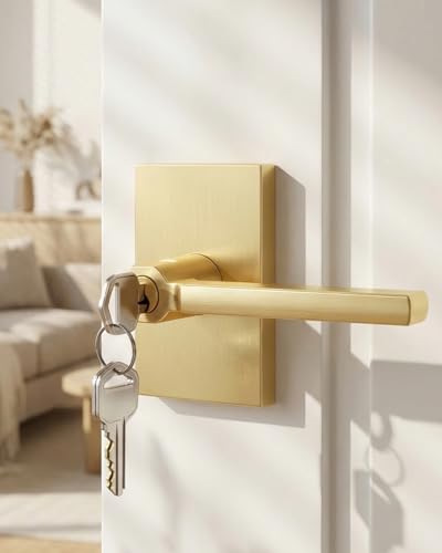 Goldenwarm Brushed Gold Entry Door Handle with Keyed Lock, Zinc Alloy Gold Door Lever for Office & Storage & Entry Door, Adjustable & Reversible, Interior or Exterior Use - 1 Pack