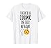 Il y a un biscuit dans ce four T-Shirt