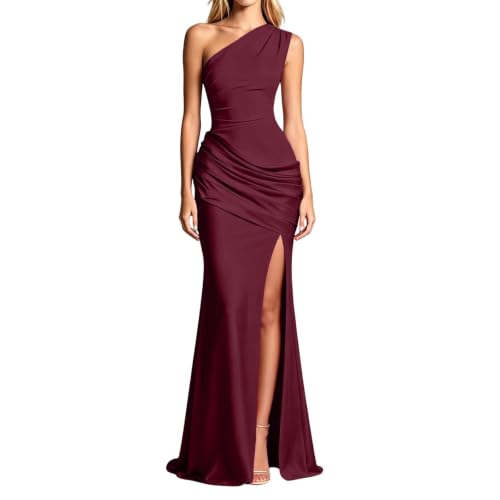 Robe de bal de promo asymétrique : la tenue chic pour demoiselle d'honneur