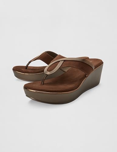 Image of Mochi Women Wedge Heel Sandal