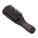 Brosse à barbe pour homme : fabrication soignée, prise en main confortable, légère et résistante, elle convient aussi bien aux cheveux qu’à la barbe