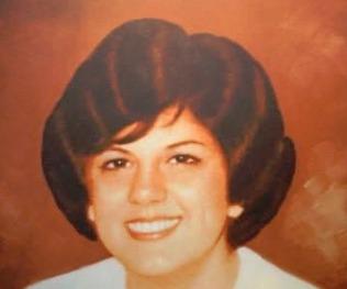 Lady Gaga demonstrating that she CAN sing....superbly