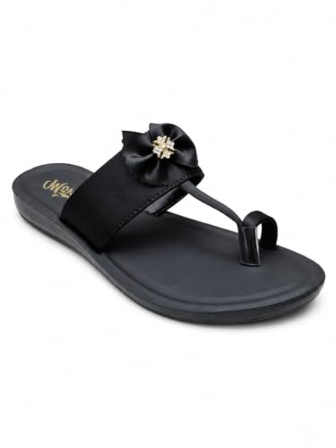 Image of Women's Black Flat Sandal