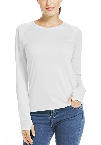 What to Wear Hiking in Hot Weather