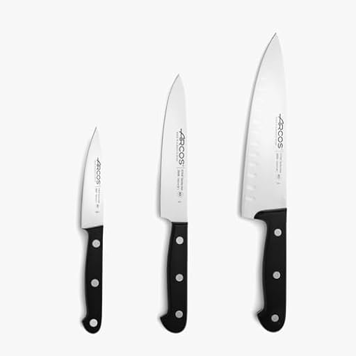 ARCOS Estuche de 3 Cuchillos Básicos de Cocina. Pack de Cuchillos con Hoja de Acero Inoxidable y Mango de Polieximetileno Aptos para Lavavajillas. Serie Universal. Color Negro | Ya disponible en tu tienda friki favorita! En mundofriki.es!