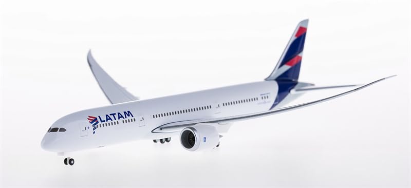 Amazon.co.jp: 航空機モデル完成品 moderu for Hogan for Latam for