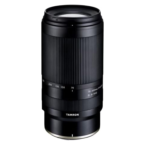 TAMRON 70-300mm F/4.5-6.3 Di III RXD Cover