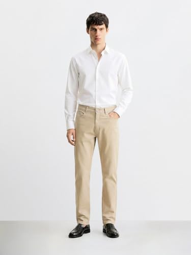 Image of The Indian Garage Co Men Mid-Rise Stretchable Regular Fit Chinos