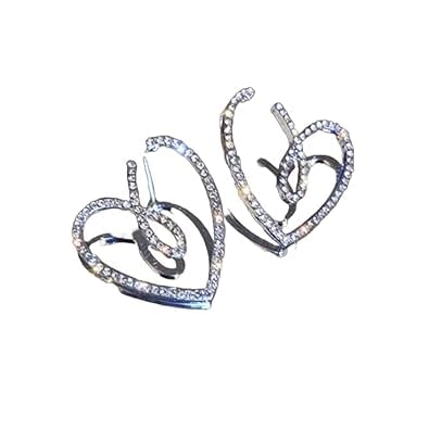 Heart Loop Earrings with Elegant Design and Shiny Finish – Stylish and Timeless Accessories for Women – Perfect for Everyday Wear or Special Occasions