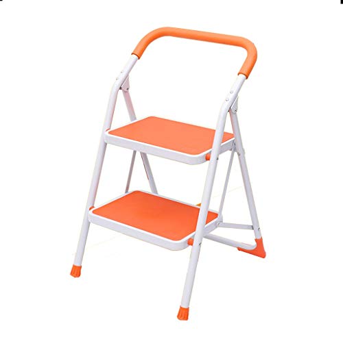 Petite échelle intérieure pour éviter de grimper sur les chaises