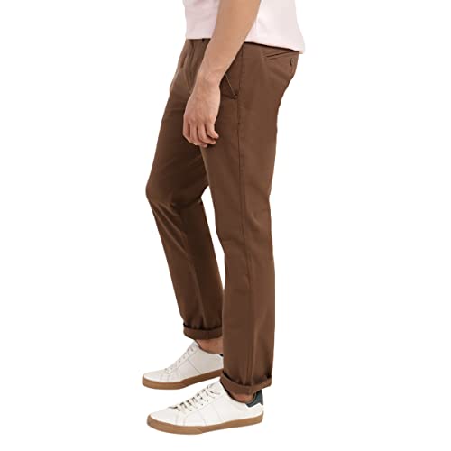 Image of Levi's Men's Slim Casual Pants