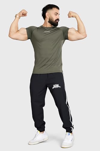 Image of FUAARK Men Solid Round Neck Slim Fit Tshirt
