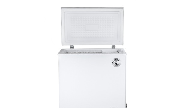 Commercial Cool 2.8 Cu. Ft. Compact Chest Freezer CCFW28
