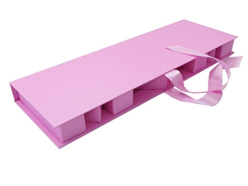 Dolci di fiore d'imballaggio a forma di lettera di...