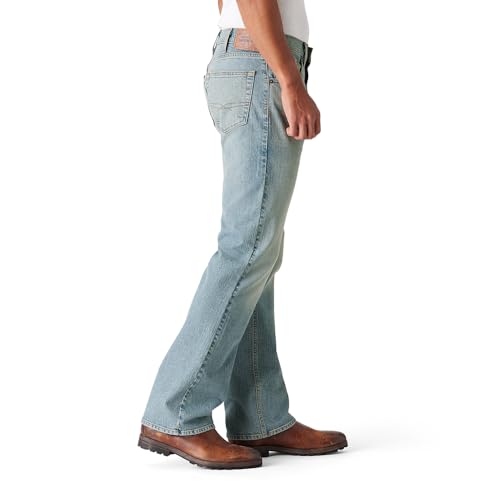 Signature by Levi Strauss & Co. Gold Men's Bootcut Fit Jeans2