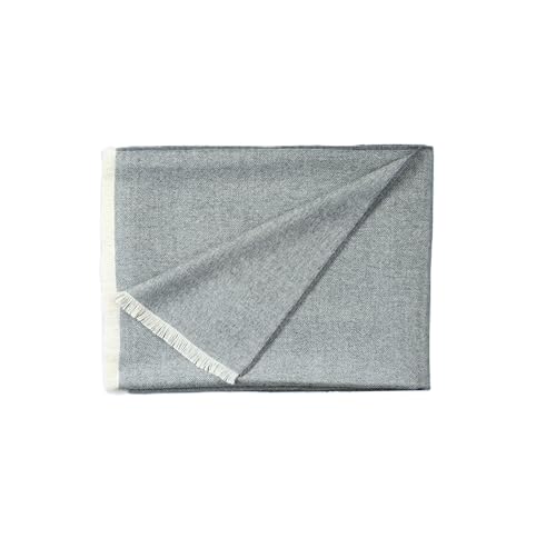 Alpaka Wolldecke aus 100prozent Baby Alpaka – 180 × 130 cm – weich und warm – Sofadecke, Kuscheldecke, Babydecke und Plaid – Made in Peru (hellgrau, 180x130cm, Fischgrätmuster)