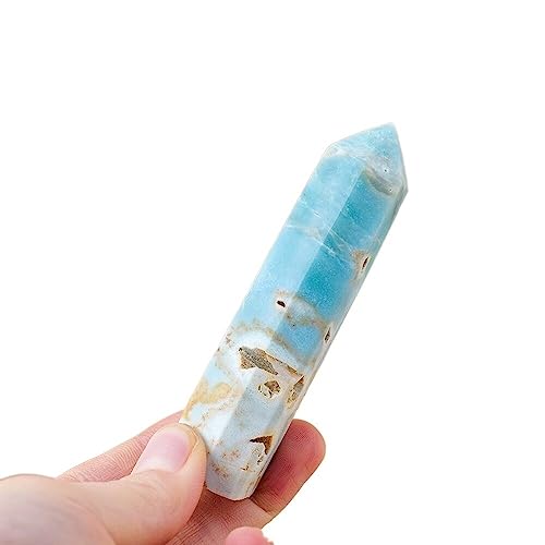 Cristal bleu ciel en colonne hexagonale pour créer un coin zen dans votre salon