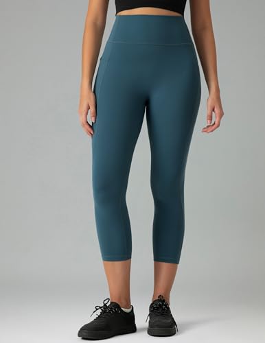 Image of Colorfulkoala Dreamlux No Front Seam Capri Leggings with Pockets for Women - High Waisted 21 inch Buttery Soft Yoga Pants
