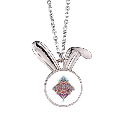 Collier lapin pendentif géométrique et cartes à jouer tendance