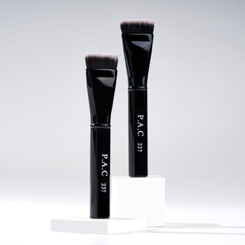 Image of PAC Contouring Brush 237