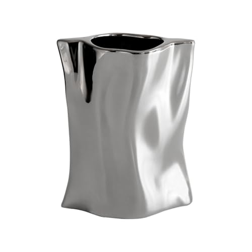 Vase en céramique plaqué pour sublimer une décoration de salon triste