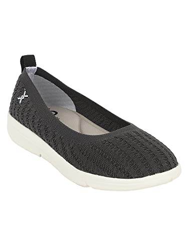 Image of Carlton London Women's Fly Knit Comfort Slip-On Ballet Flats