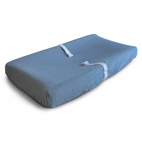 Image of mushie Extra Soft Muslin Fitted Changing Pad Cover (Tradewinds)