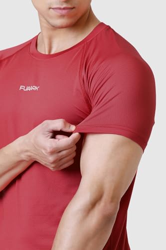 Image of FUAARK Men Solid Round Neck Slim Fit Tshirt