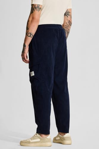 Image of SNITCH Men's Relaxed Fit Mid Rise Cargo Pant