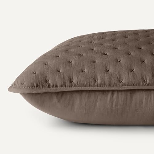 Image of Amazon Basics Brushed Microfiber Quilt Set, Extra Soft with Natural Texture, 3-Piece, King, Brown